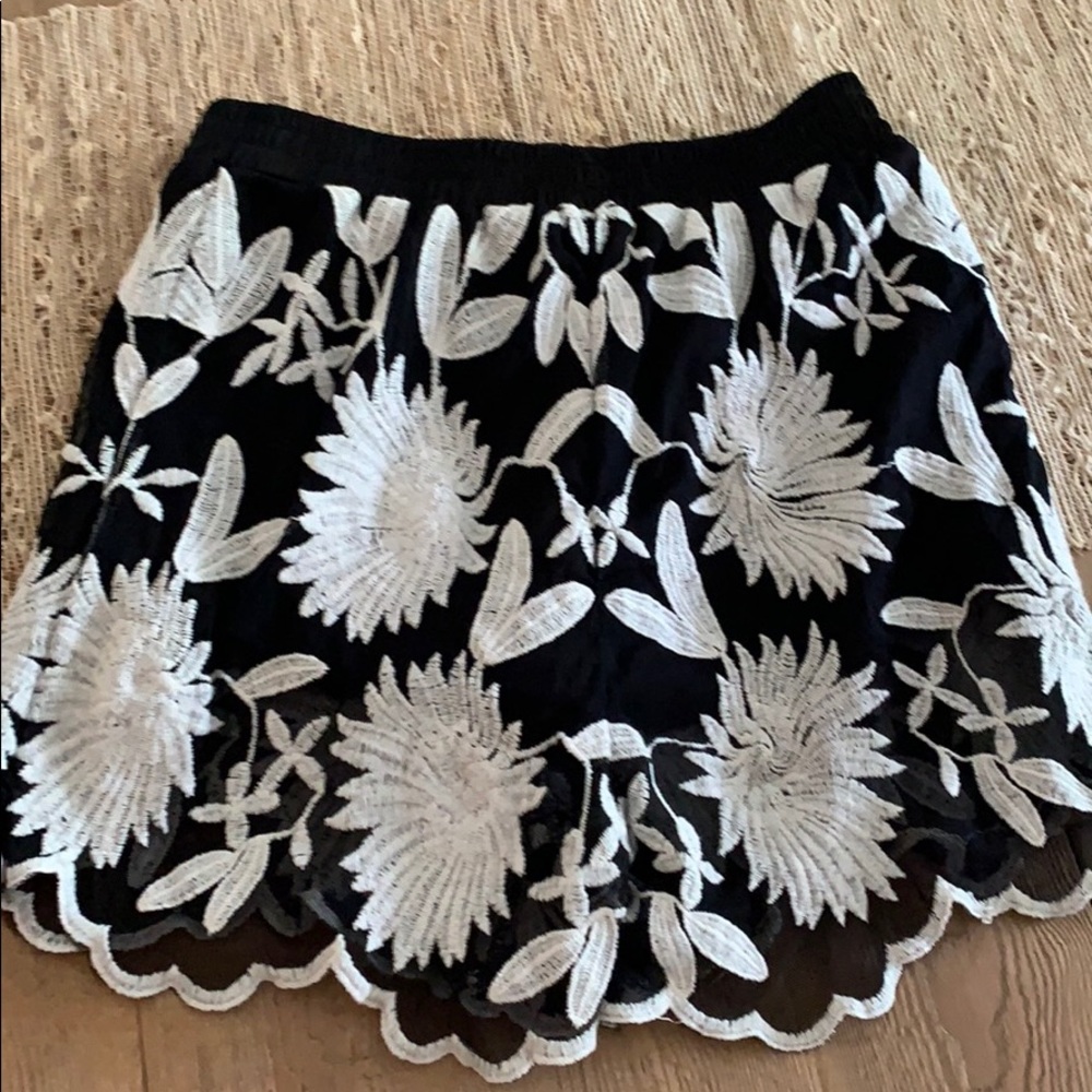 Size small flowery shorts